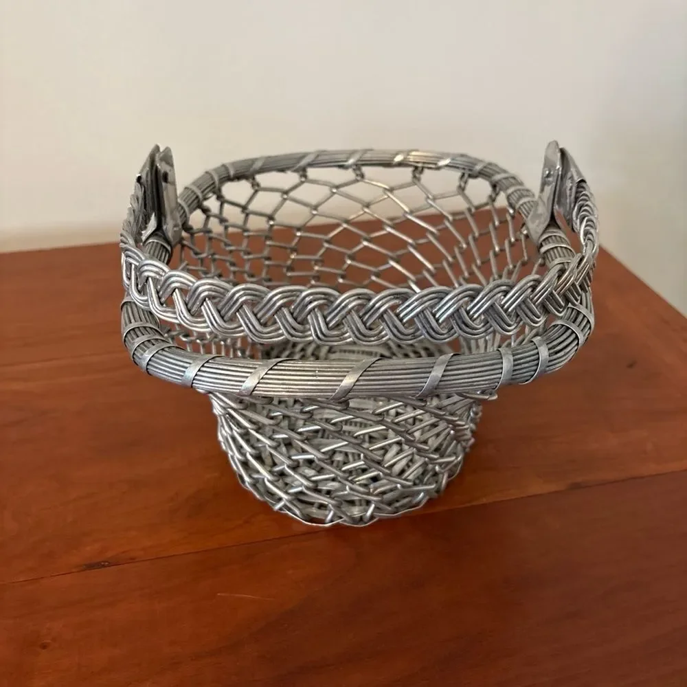 Vintage Woven Metal Wire Basket Braided Handle Rustic Farmhouse Decor Storage